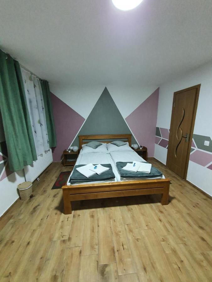 Air&Day Bed and Breakfast Vecsés Eksteriør billede