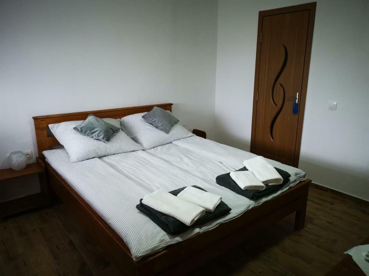 Air&Day Bed and Breakfast Vecsés Eksteriør billede